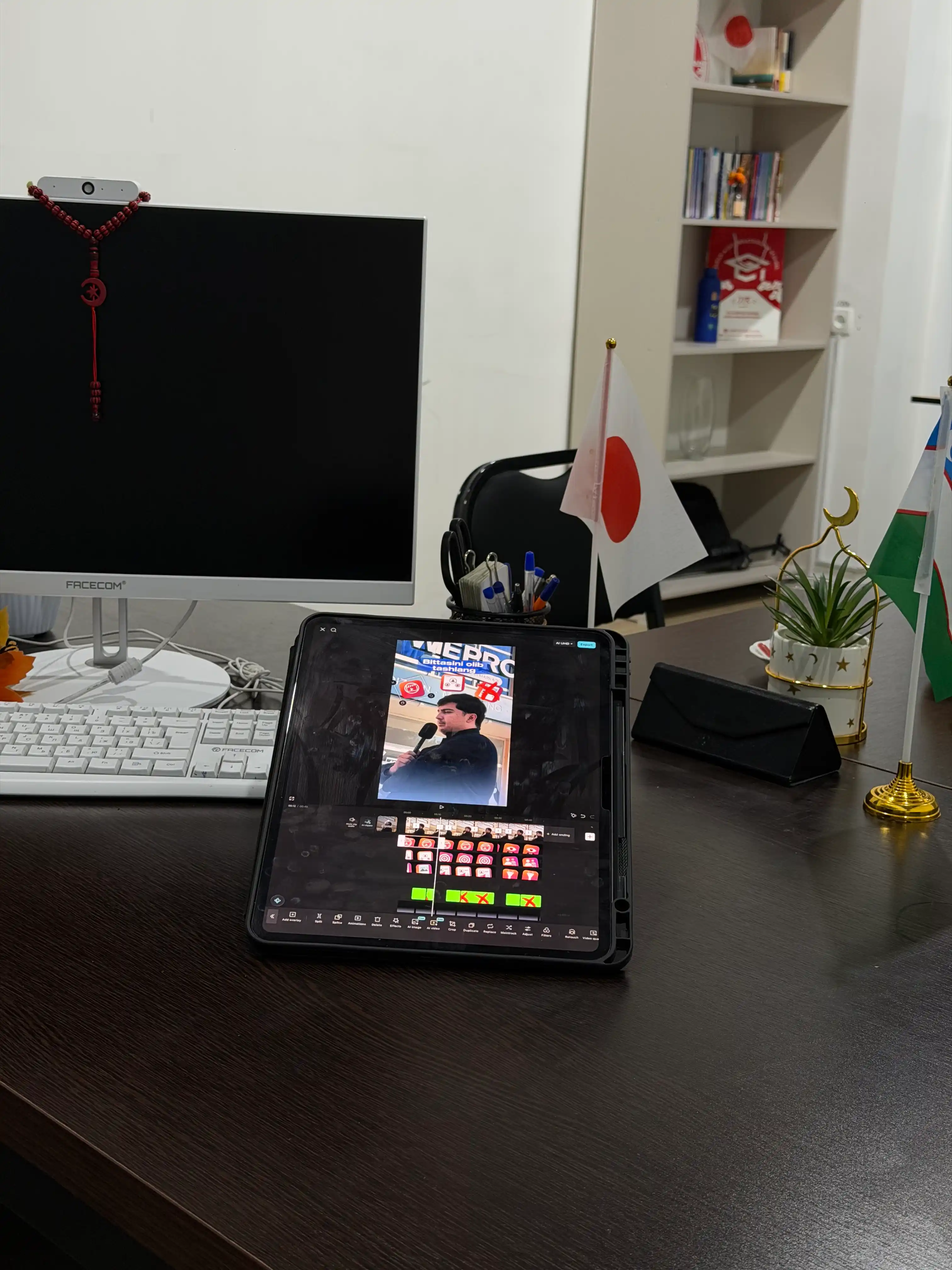 Клавиатура чехол iPad Pro / Air, 10.9/11/12.9/13, M5/M4/M3/M2/M1, A16 Magic Keyboard