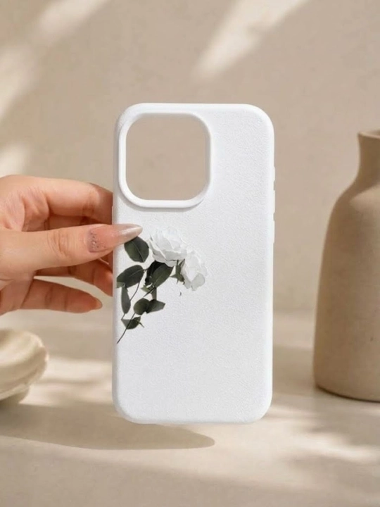 Кейс, чехол для iPhone 17 16 15 14 13  с floral текстурой красивый чехол на айфон айфон