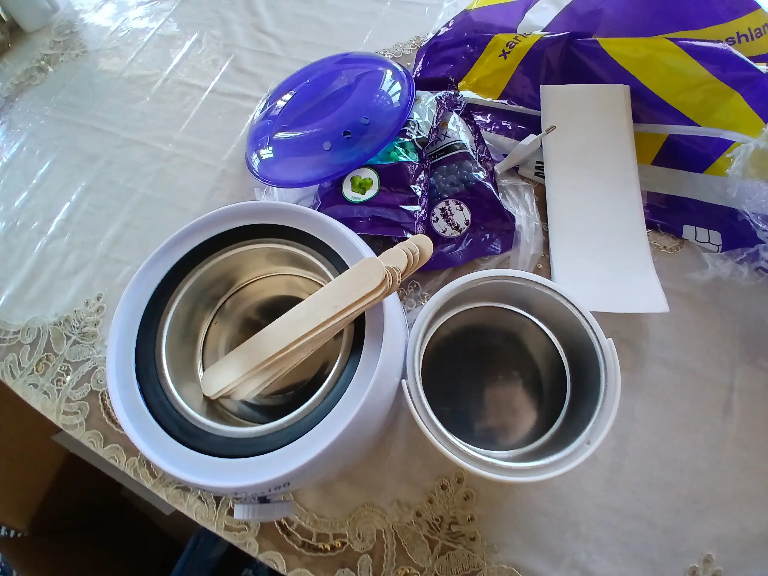 Depilatsiya to'plami: mum, depilyatsiya qozoncha, depilatsiya mumi 100 g, cho'p, 10 dona