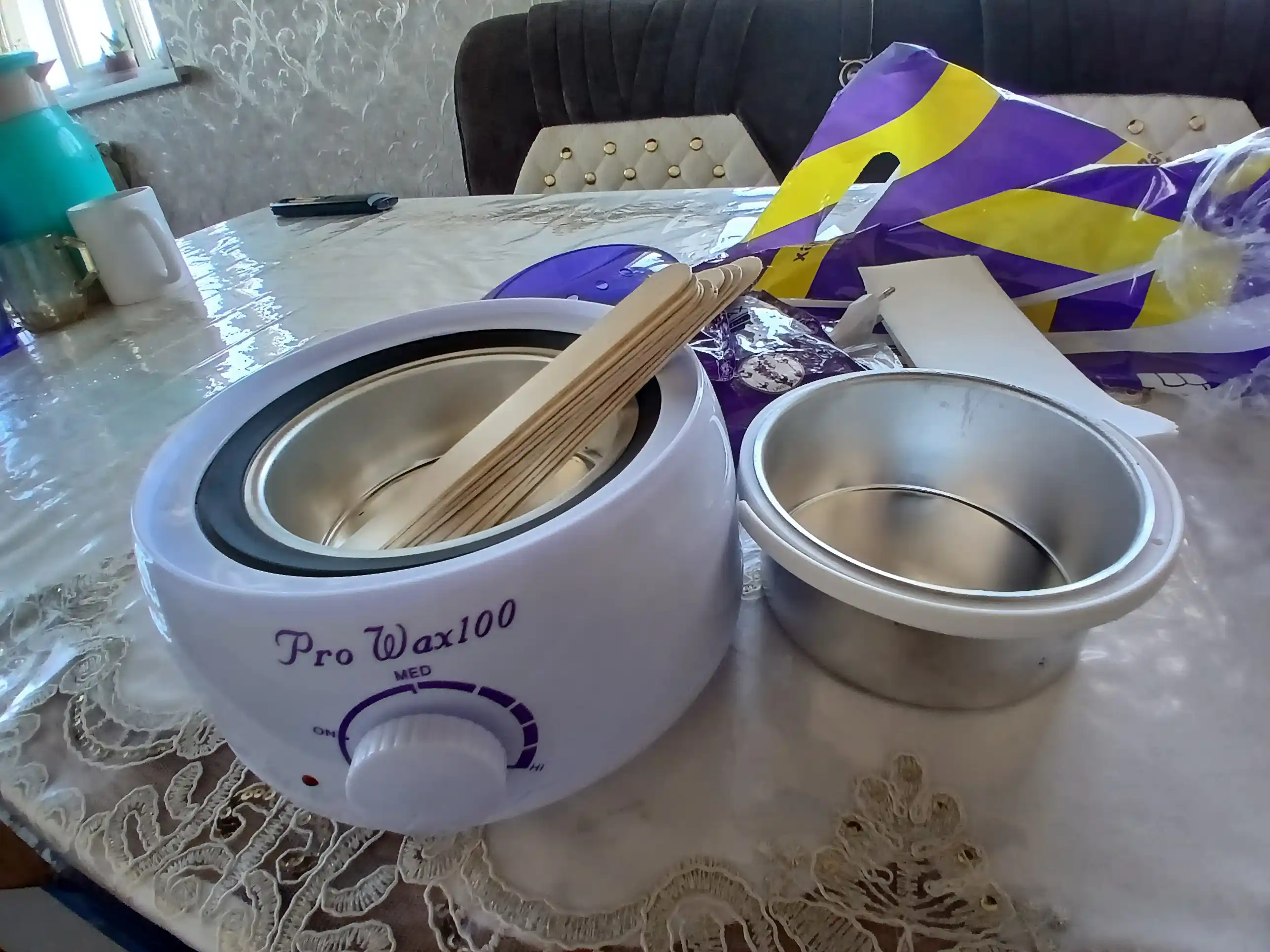 Depilatsiya to'plami: mum, depilyatsiya qozoncha, depilatsiya mumi 100 g, cho'p, 10 dona