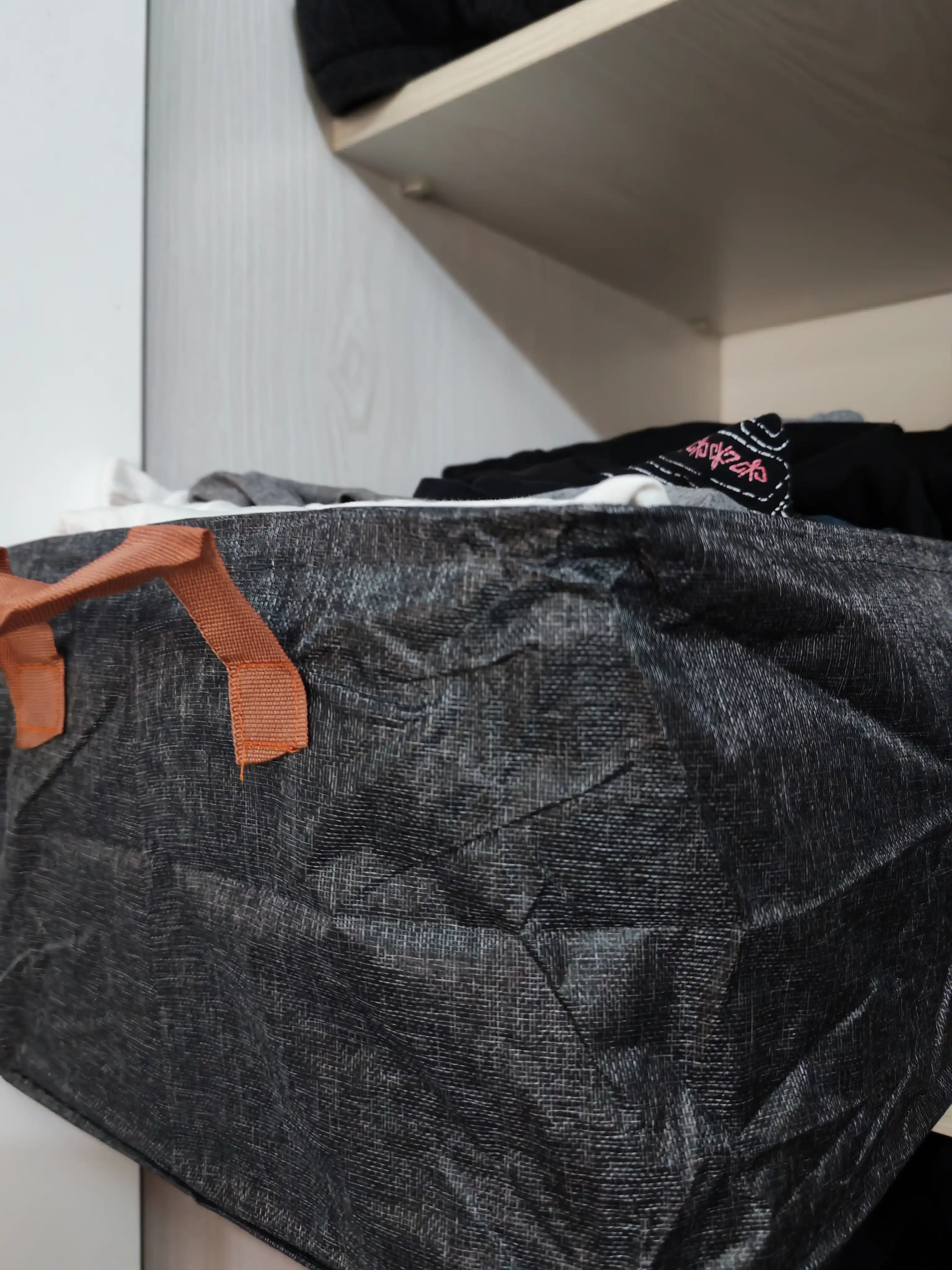 Универсальный органайзер-короб для хранения одежды и вещей
