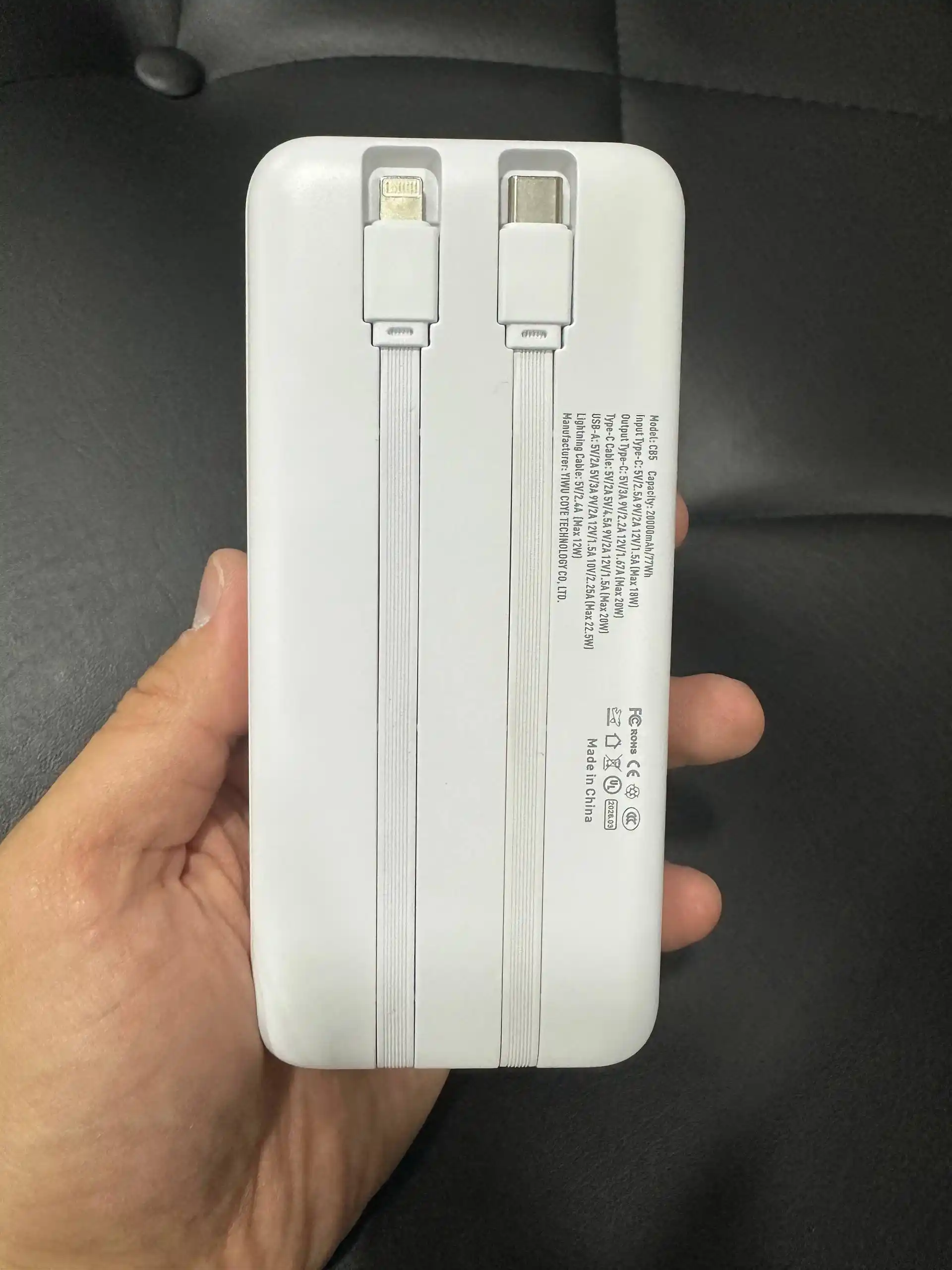 Tashqi akkumulyator PowerBank 20000–30000 mAh, 22.5W, tez zaryadlash, 2 ta ichki kabel b-n