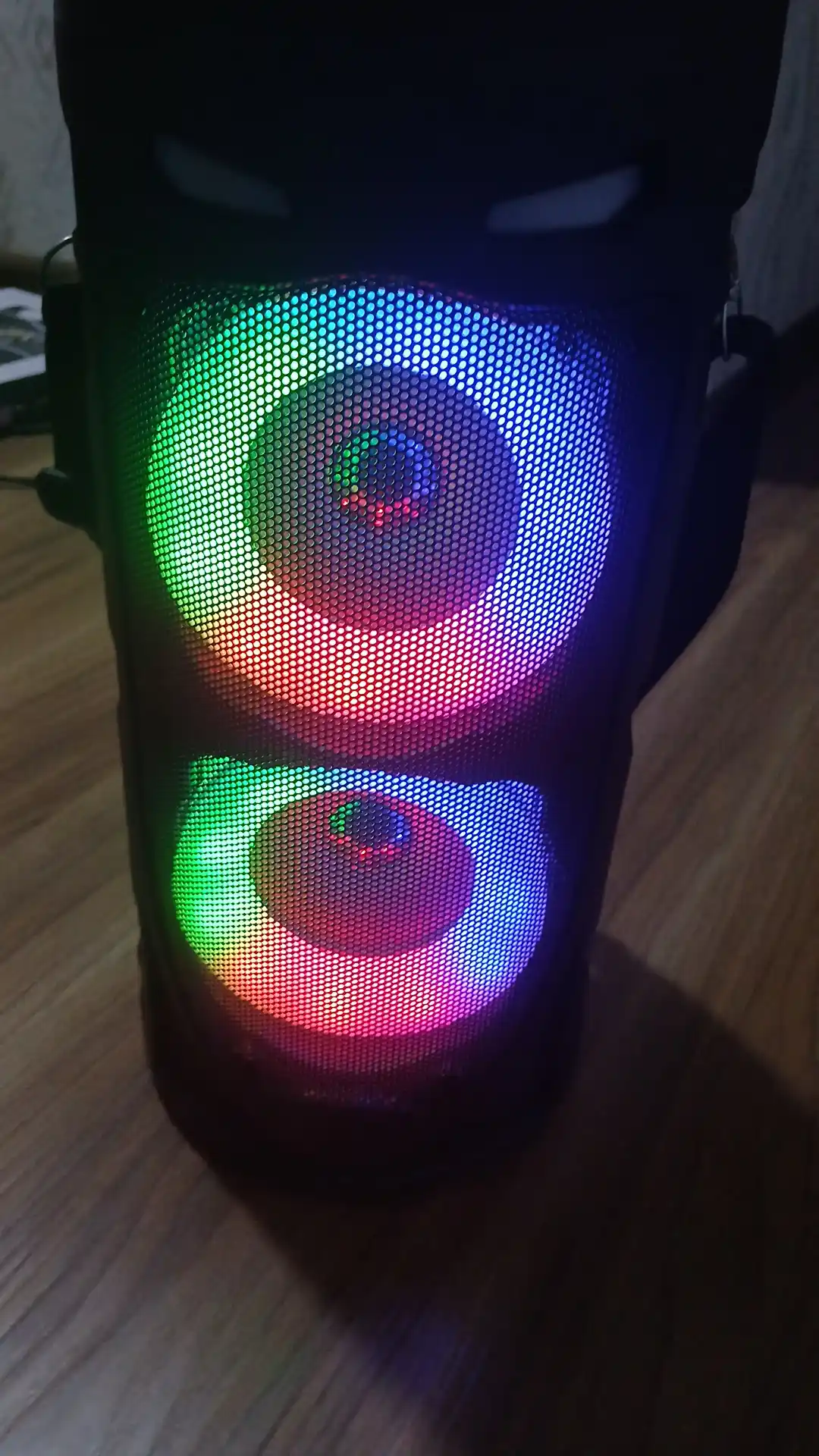 Katta simsiz kalonka Sing-e ZQS, kuchli bass, bluetooth, mikrofonli, karaoke, bayram uchun