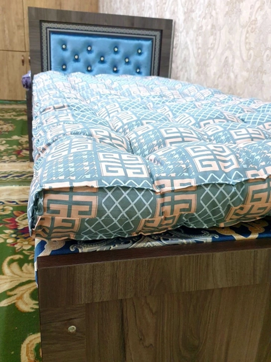 Yumshoq matras, yig‘iladigan, ko‘chma