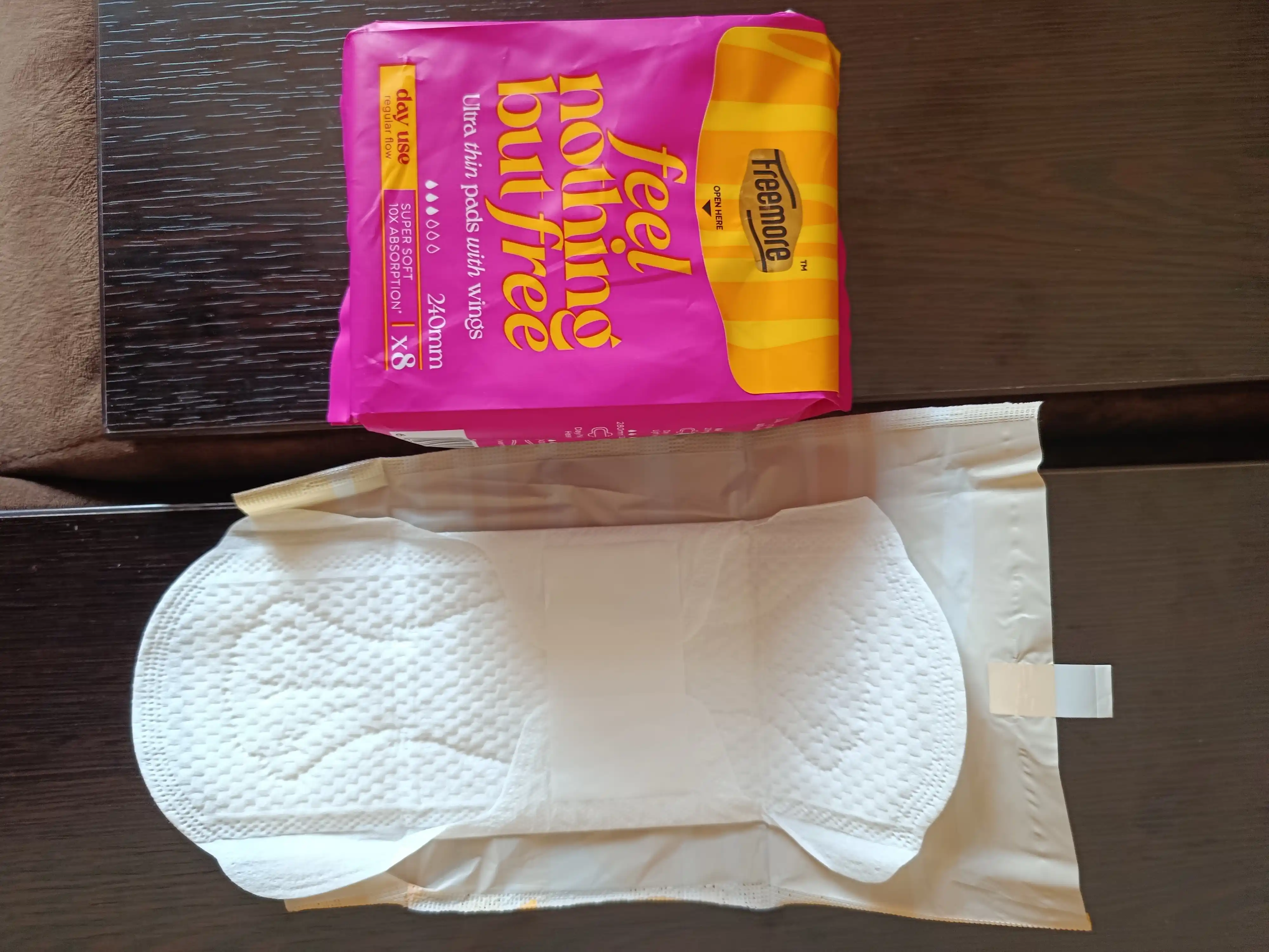 FREEMORE gigienik prokladkalar, ultra yupqa kunduzgi, qanotli, 0,07 sm, 240 mm, 8 dona