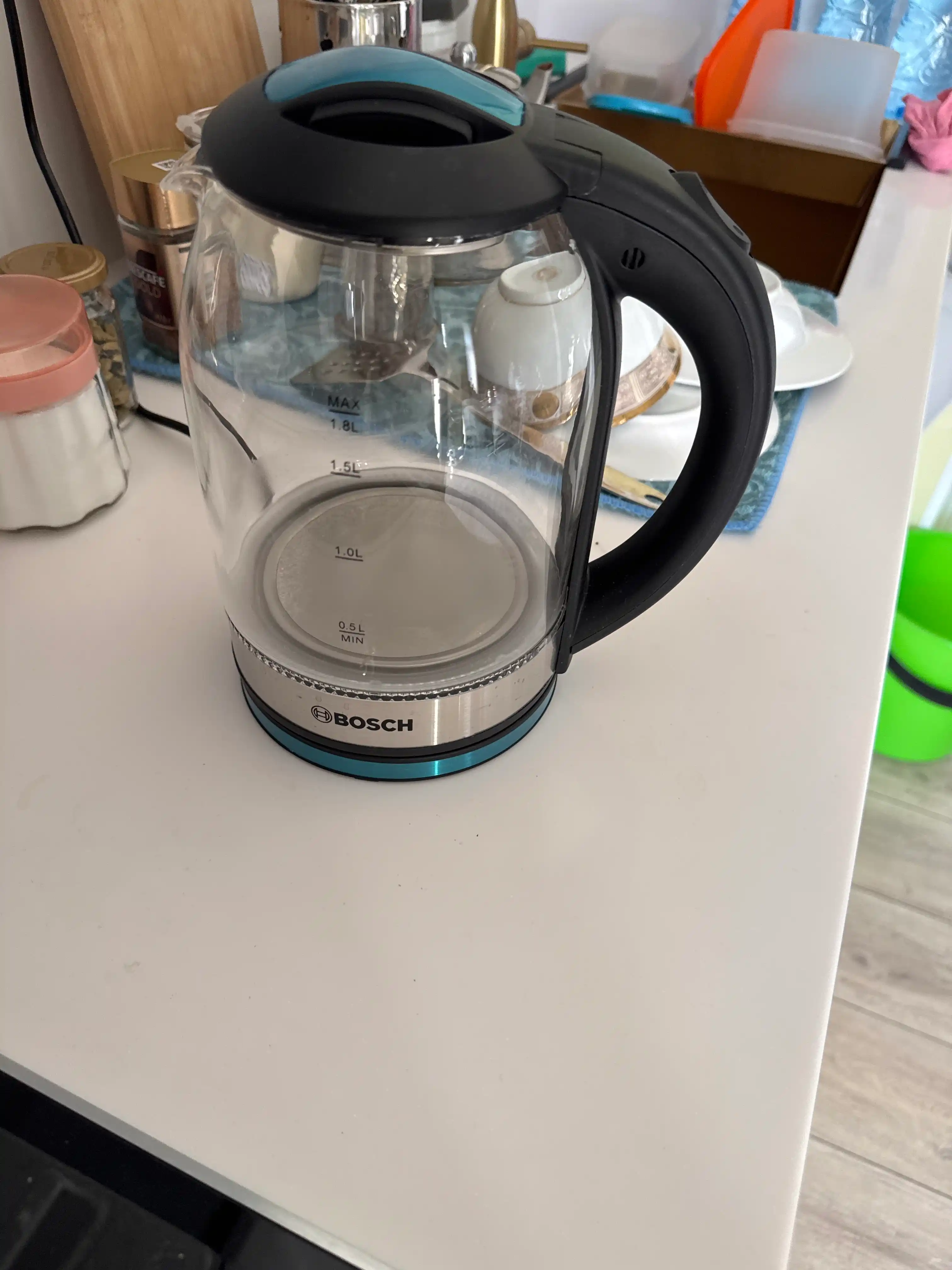 Tefal elektr choynak BOSCH 1.8L — 1500W quvvatli, LED yoritgichli zamonaviy choynak