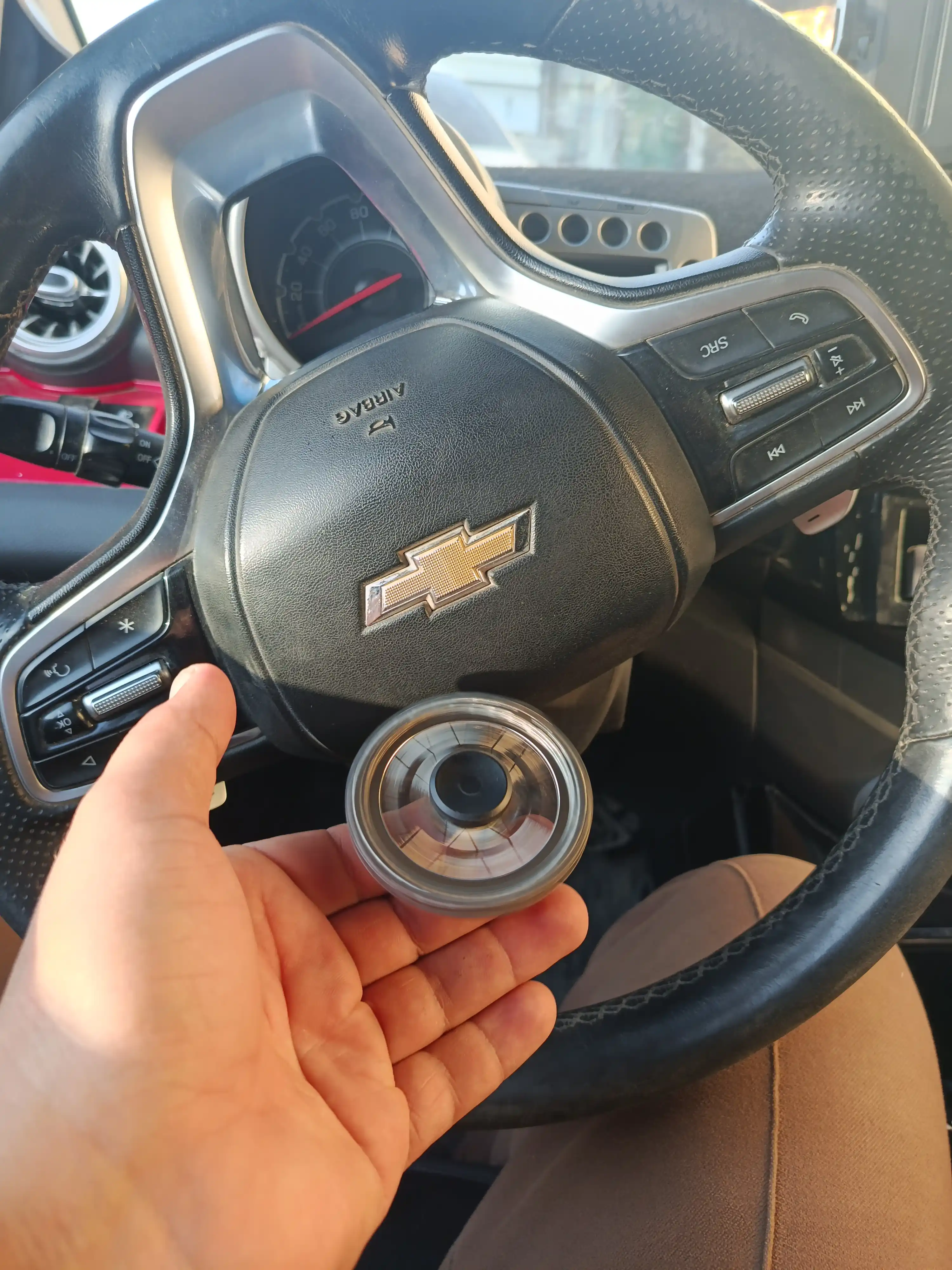 Metall antistress spinner zanjirli va tishli, qo‘l uchun dumaloq fidjet spinner