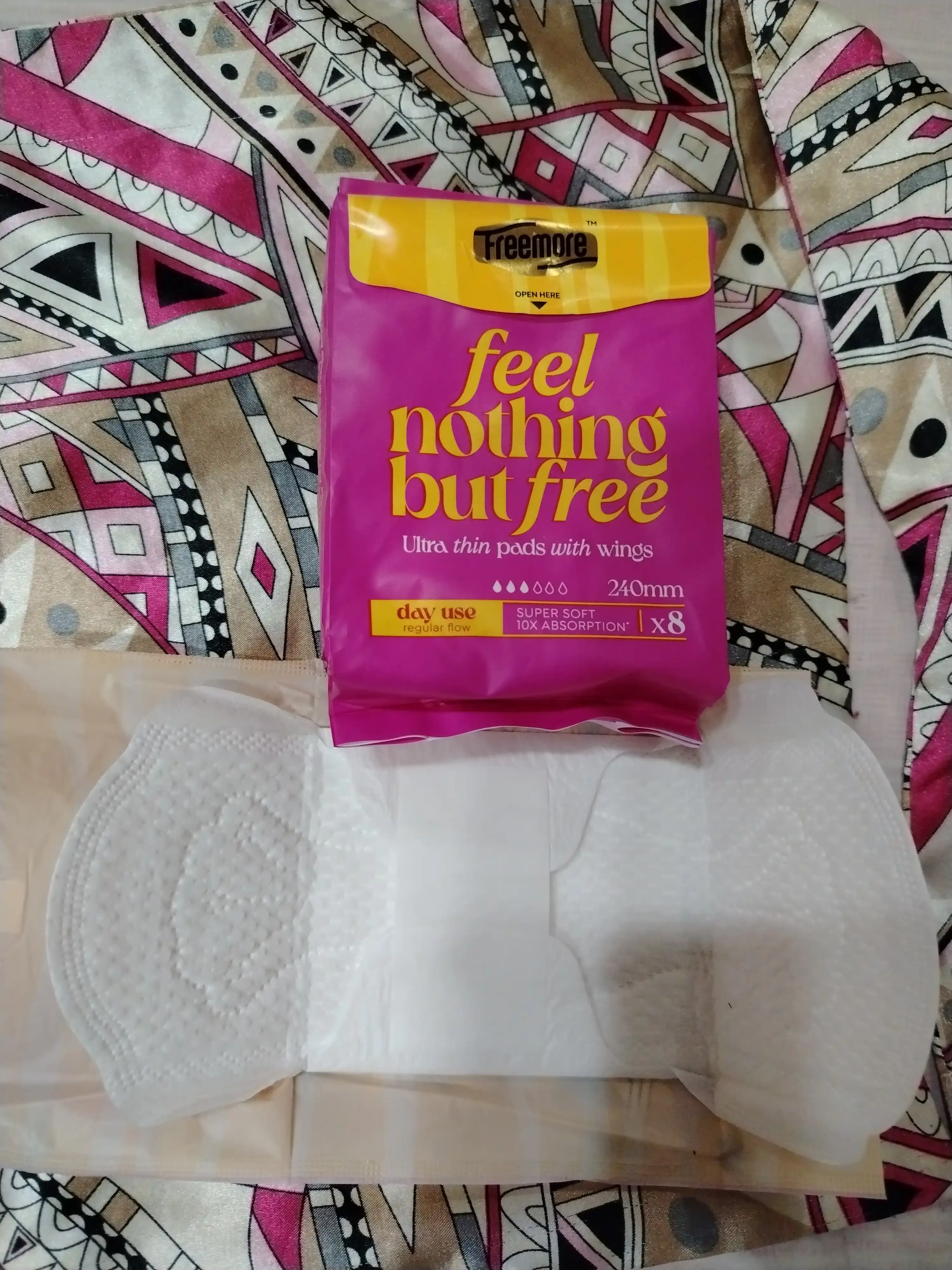 FREEMORE gigienik prokladkalar, ultra yupqa kunduzgi, qanotli, 0,07 sm, 240 mm, 8 dona