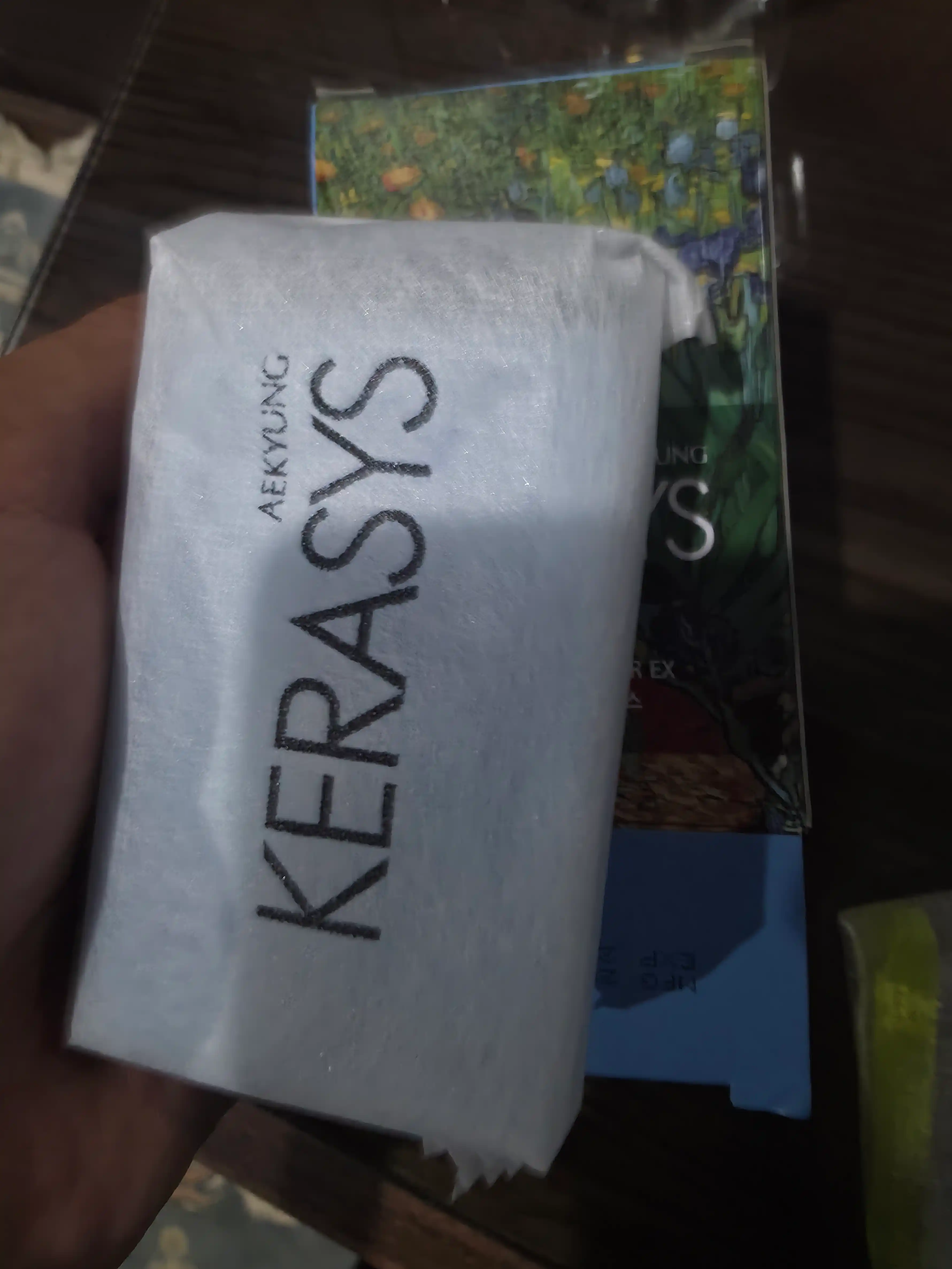 Kerasys kosmetik, xushbo‘ylantirilgan, ozuqaviy, namlovchi, yog‘sizlantiruvchi sovuni