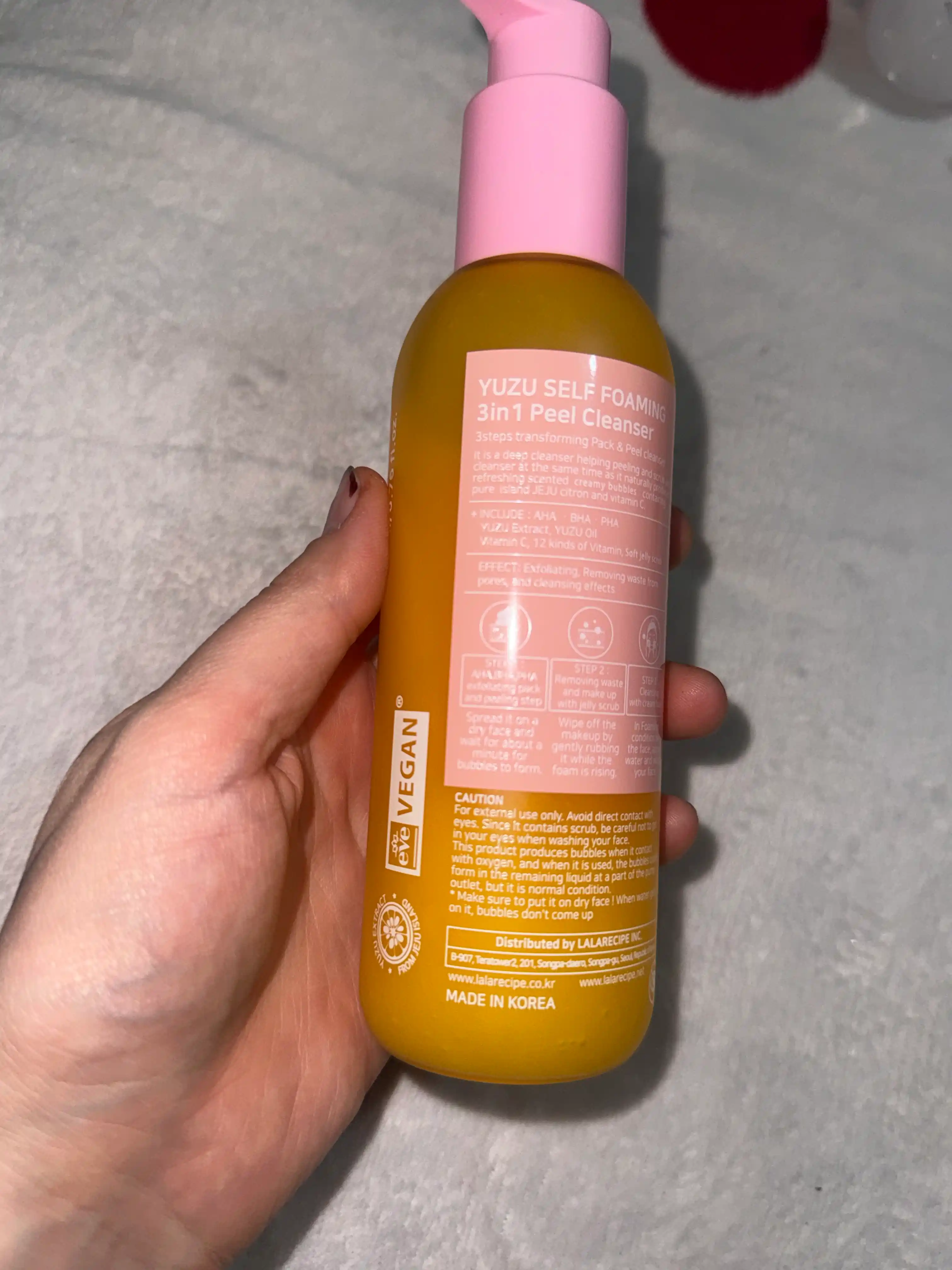 Lalarecipe Yuzu Self Foaming 3 in 1 — yuzni yuvish uchun ko‘pikli tozalovchi vosita, 3 tasi 1 da