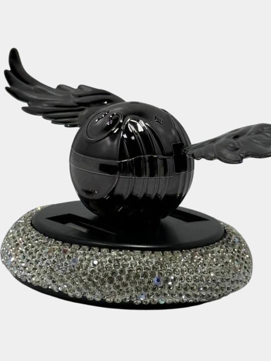 GOLDEN WINGS Quyosh energiyasida ishlaydigan premium avtomobil xushbo‘ylantirgichi