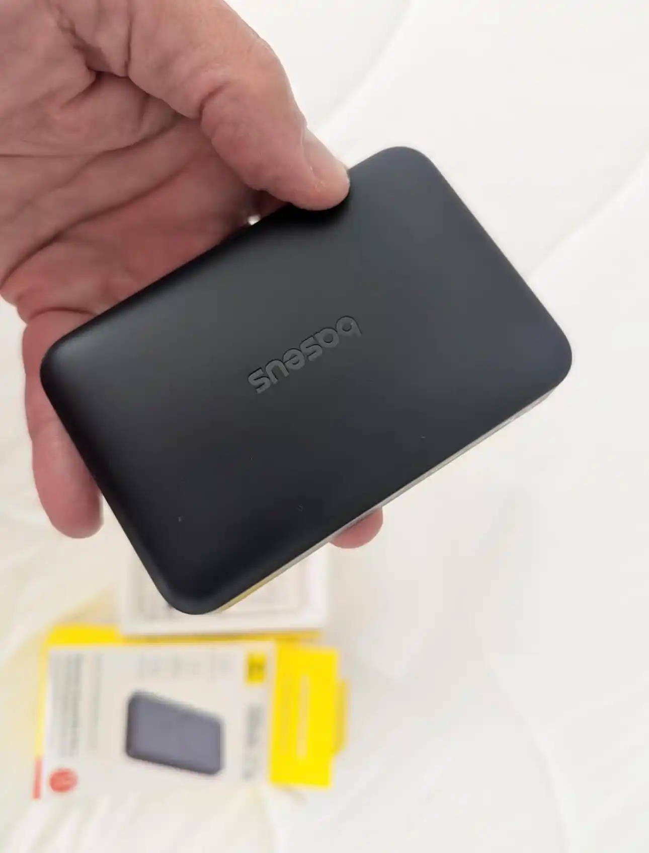 Baseus MagSafe tashqi akkumulyatori 10000 mA/soat