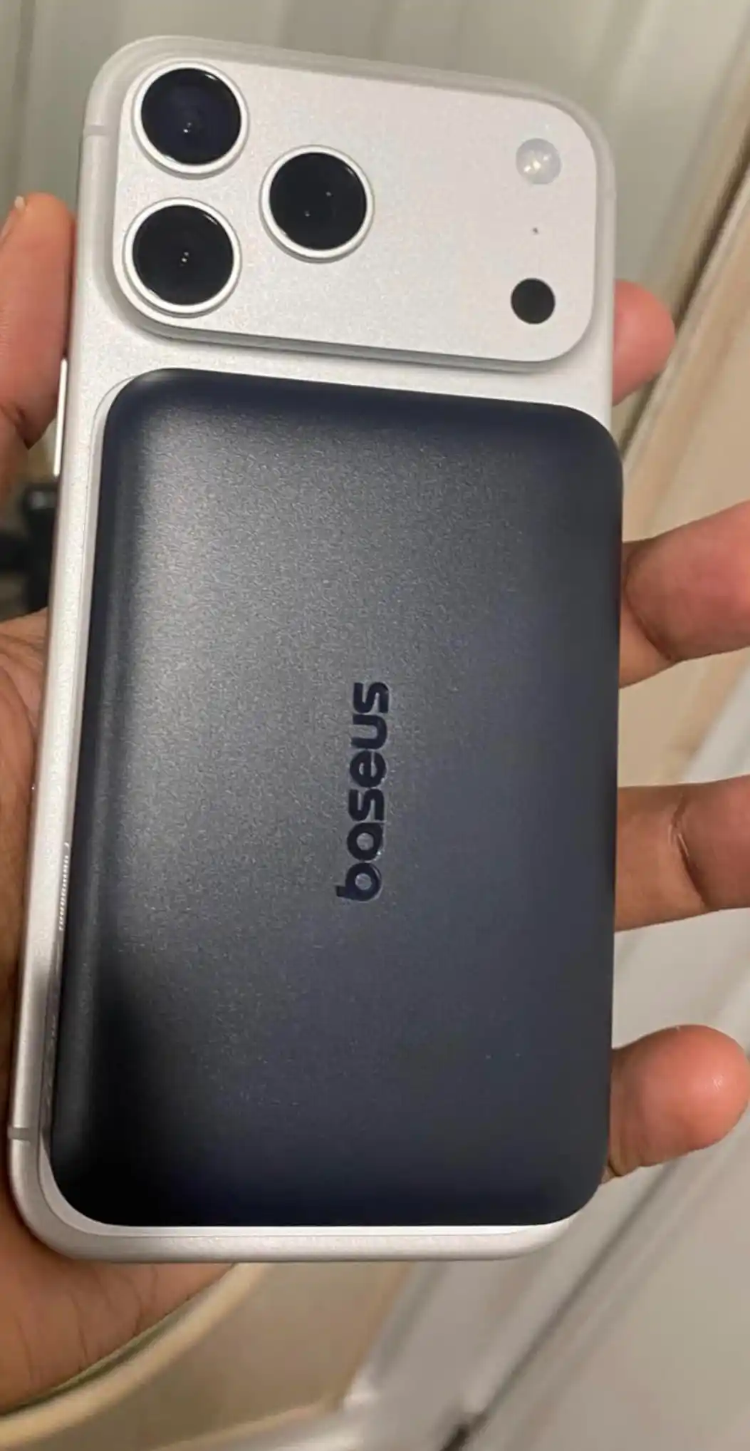 Baseus MagSafe tashqi akkumulyatori 10000 mA/soat