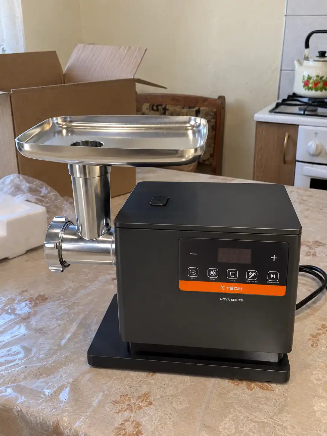 Мясорубка электрическая 7Tech Nova Series с цифровым дисплеем