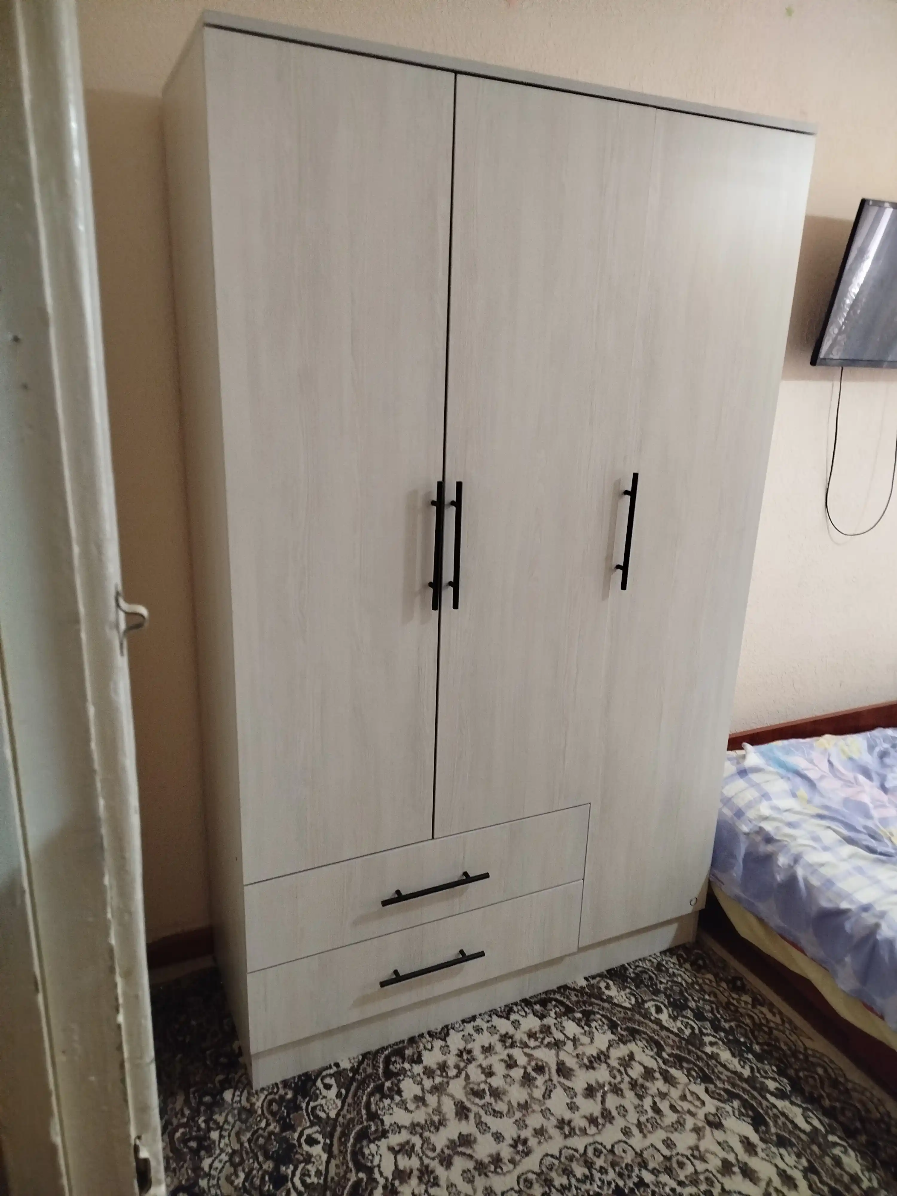 Гардеробная для компактного дома