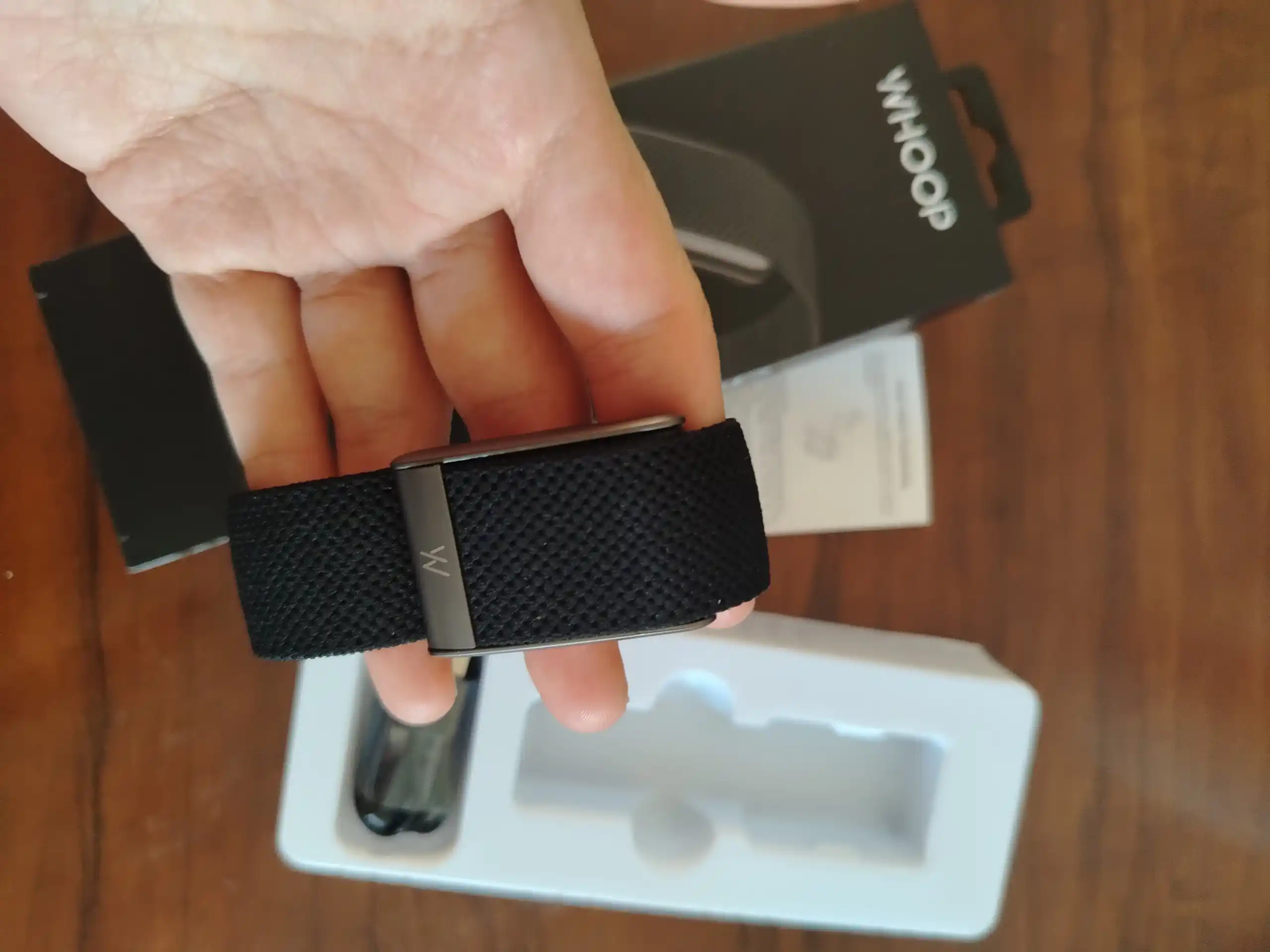 Smart bilaguzuk, WP 100 dan ortiq sport rejimlari, EKG, Bluetooth, IP68, 5 ATM