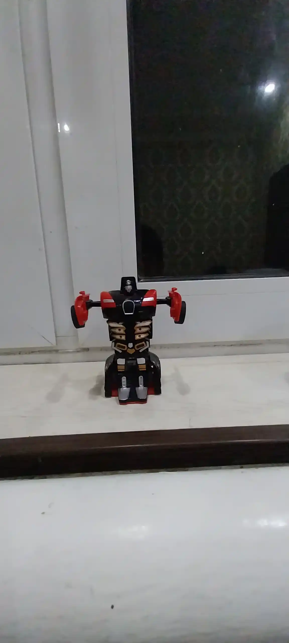 Bolalar o'yinchoq mashinasi, o'zgartiruvchi robot, 2 tasi 1 da