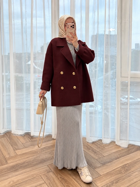 Ayollar uchun dvoyka kiyim to'plami: oversize palto va uzun bazoviy ko'ylak kuz-qish 44-52