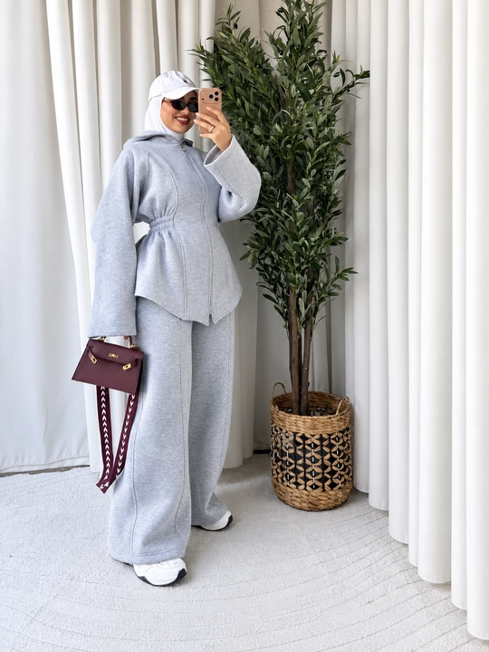 Ayollar uchun nachyosli kostyum dvoyka: oversize xudi va keng shim jogger kuz-qish 44-52 - 