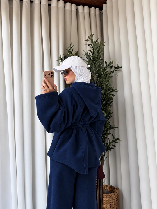 Ayollar uchun nachyosli kostyum dvoyka: oversize xudi va keng shim jogger kuz-qish 44-52