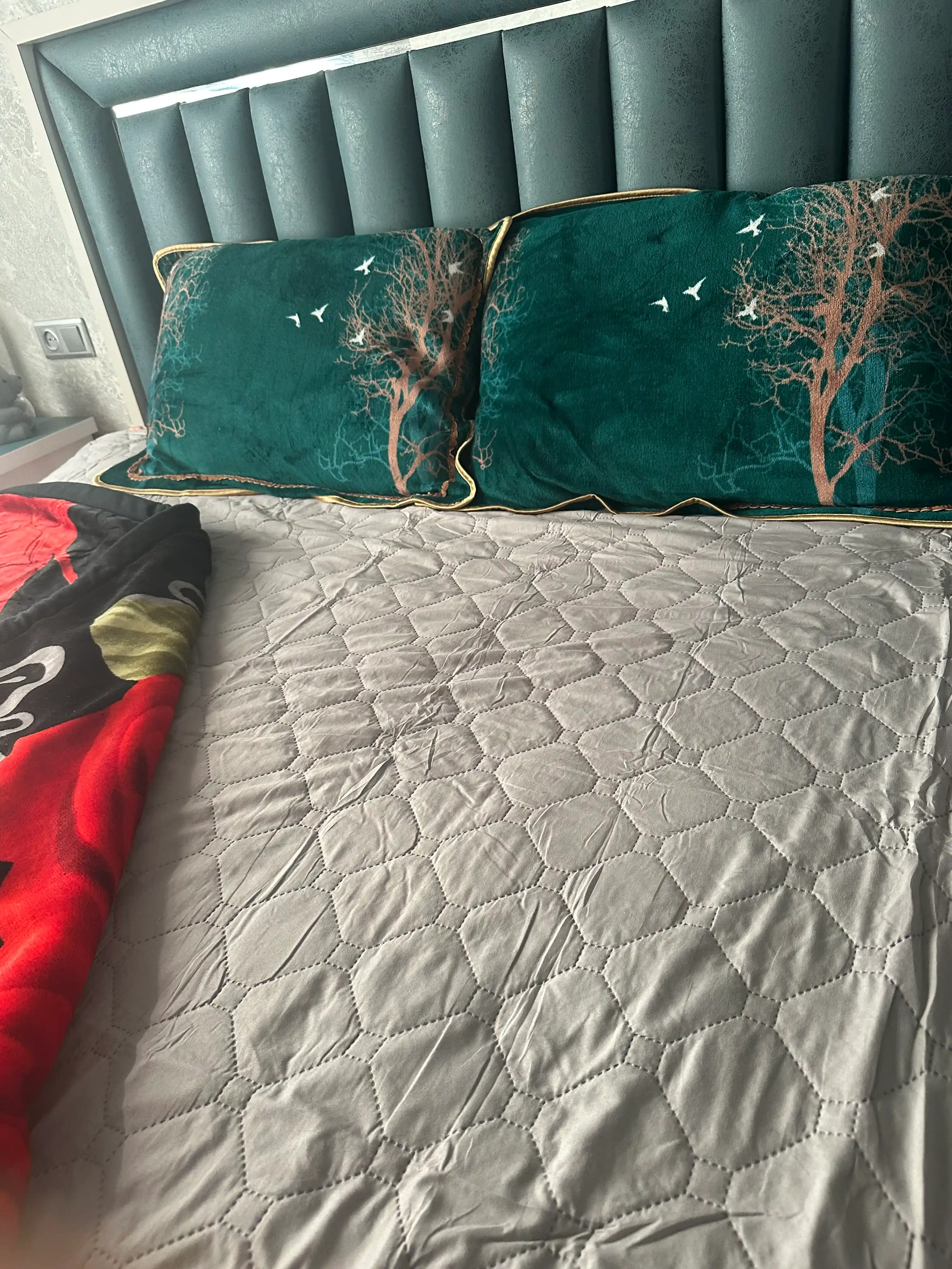Namatrasnik suv o'tkazmaydigan, matras uchun qoplama, matras chexol