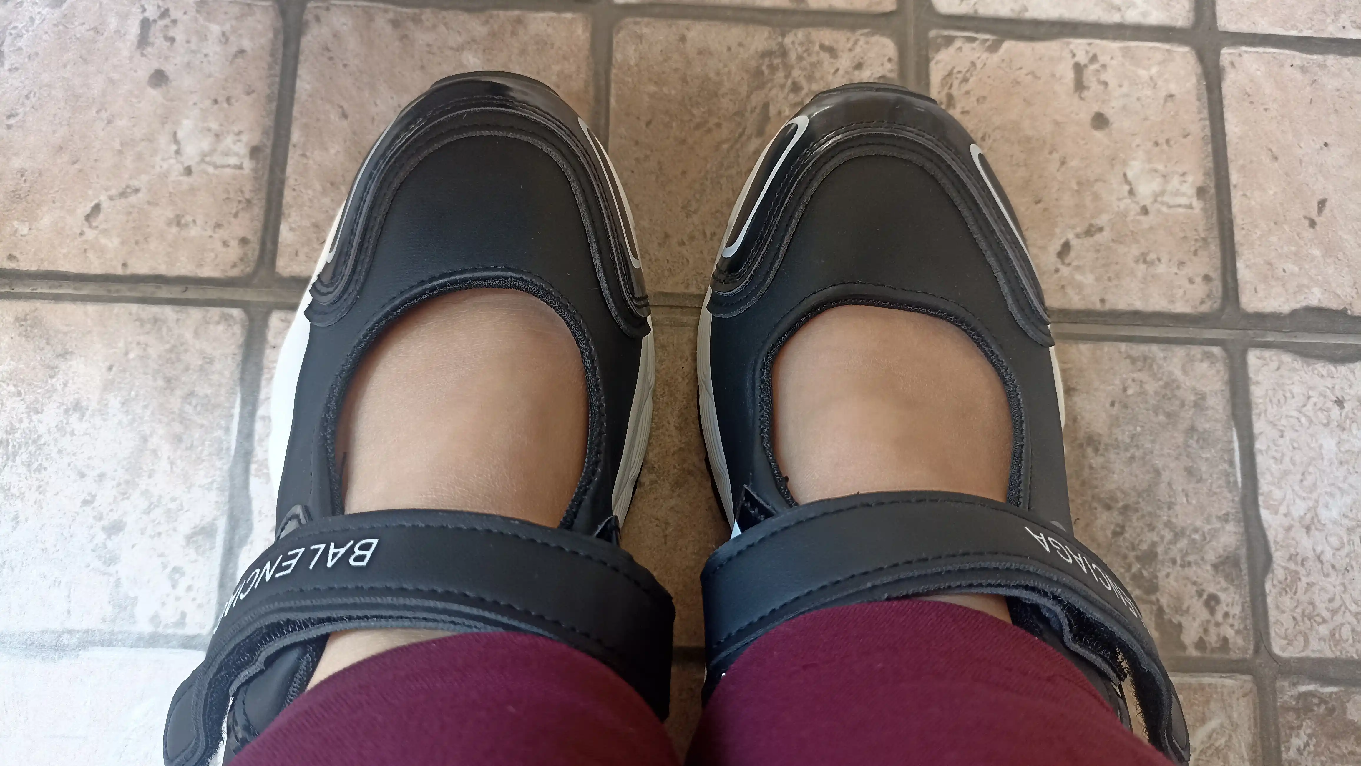 Ayollar krossovkasi BALENCIAGA, sport oyoq kiyimi, 36–39 razmer