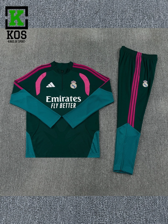 Real Madrid futbol formasi, mashg‘ulot, uzun yengli