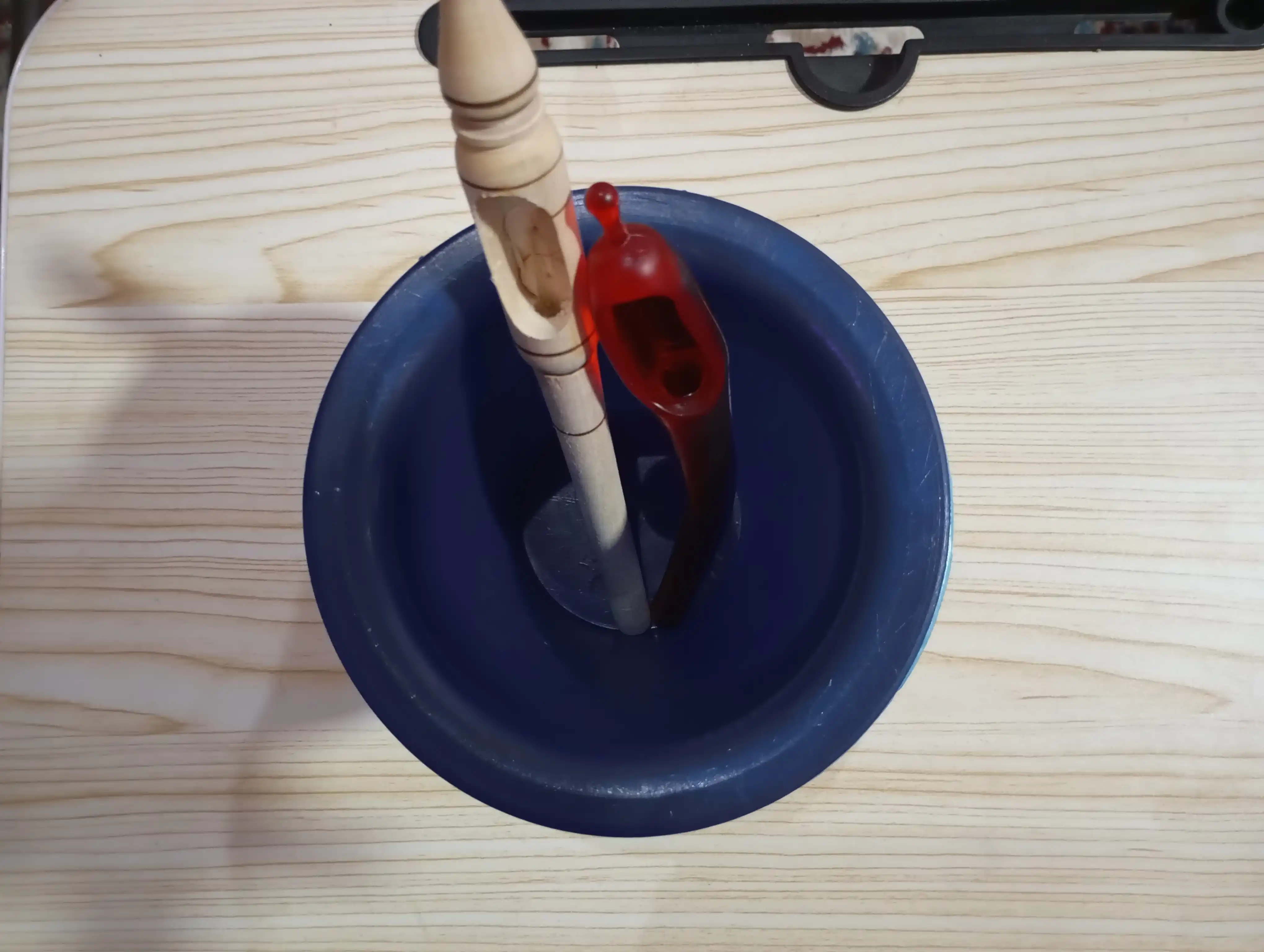 Beshik uchun plastmassa tuvak va sumak to‘plami