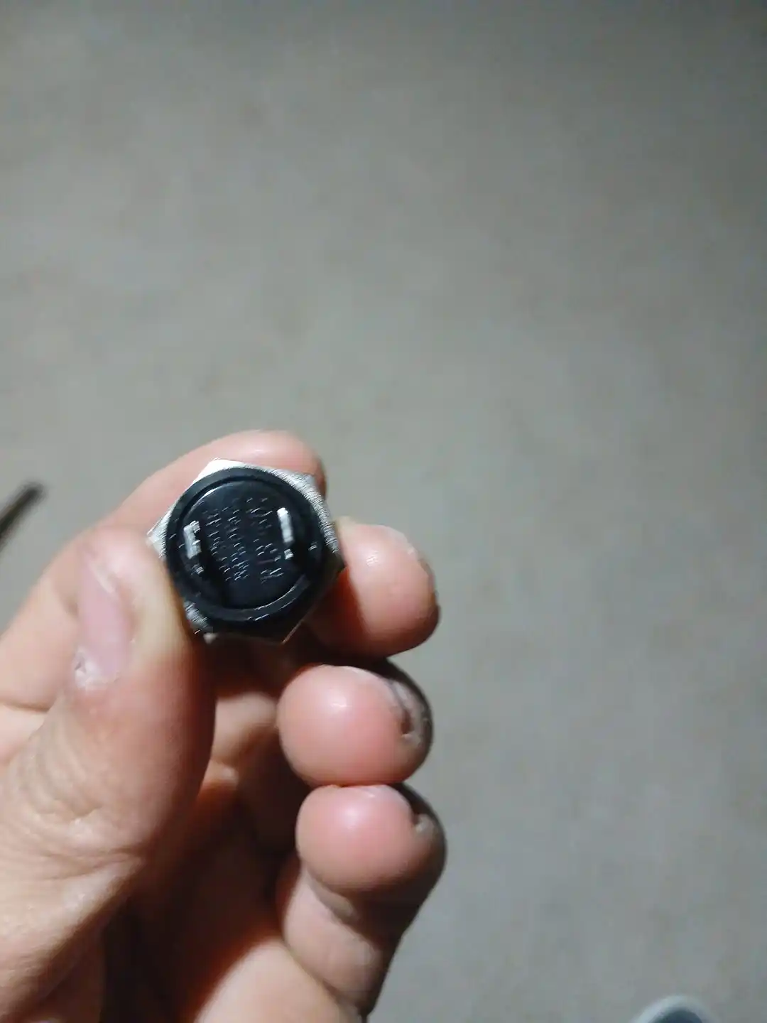 Tugma R13-507 off-(on) qizil (3A 250V)