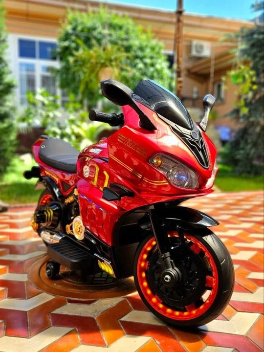 Ikki g‘ildirakli ikki o‘rinli bolalar elektr mototsikli - 