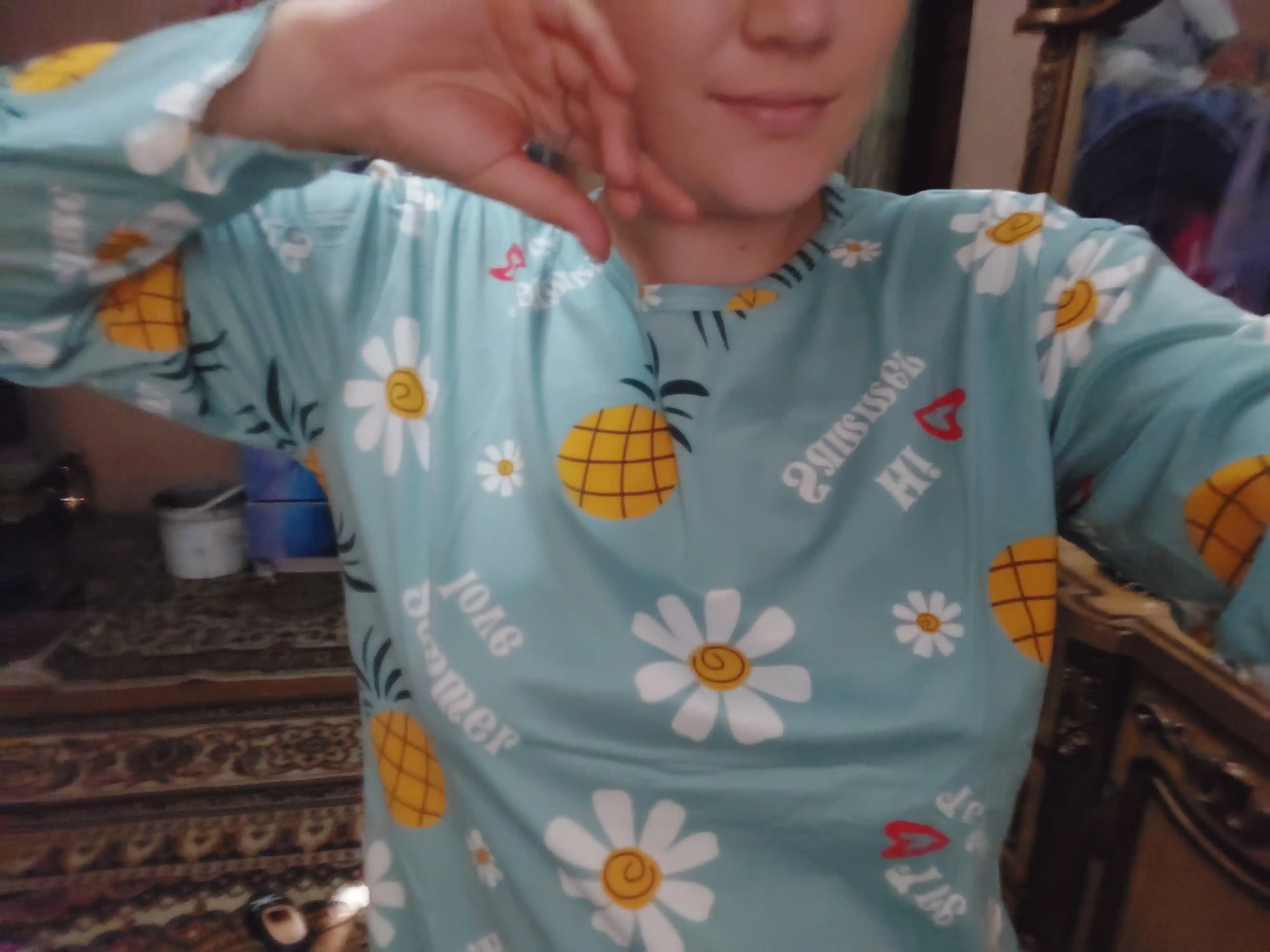Ayollar uchun uzun yengli va shimli pijama