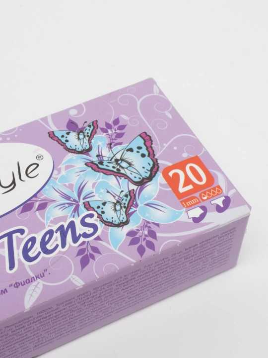 Гигиенические ежедневки Free Style Teens, с ароматом фиалки, 20 шт