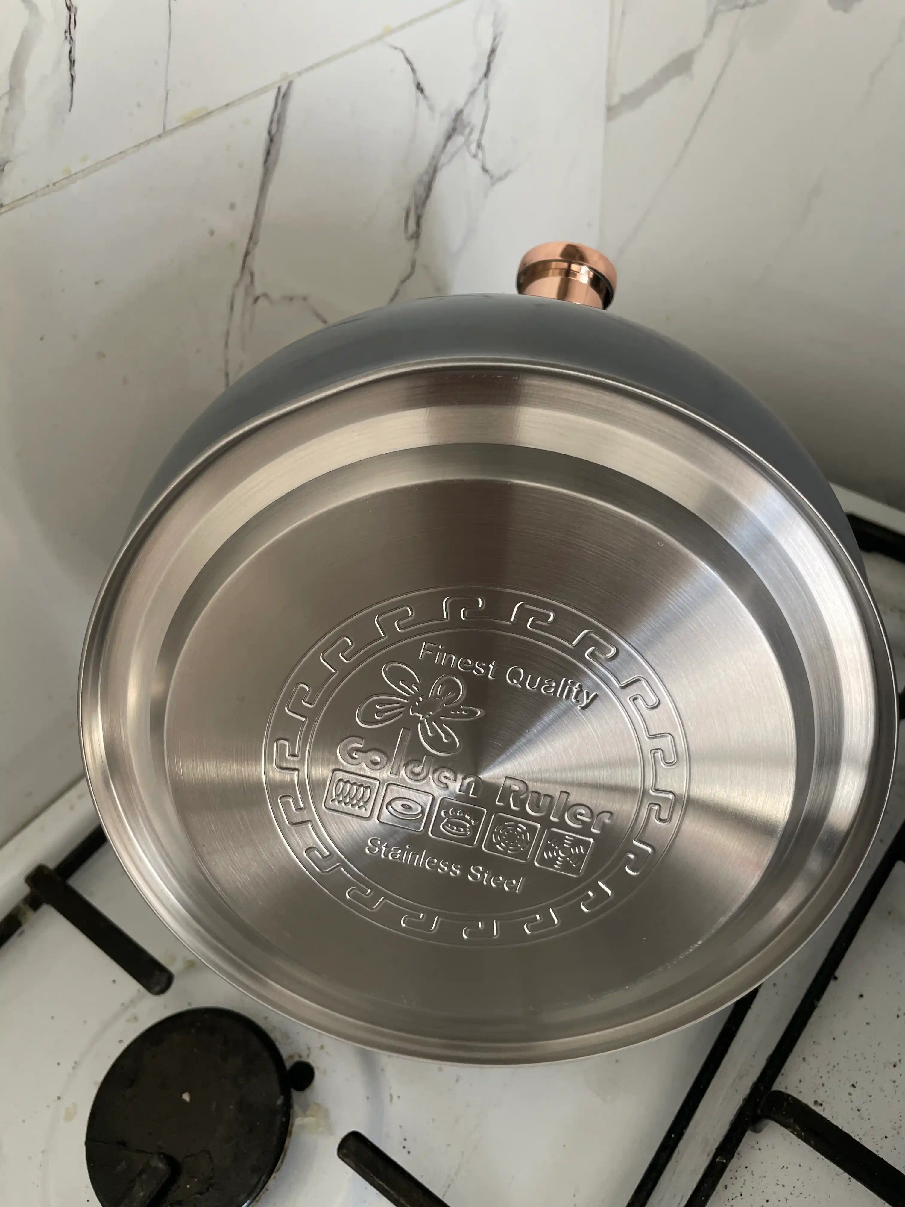 Zanglamas po'latdan hushtakli choynak HJ-3.5L MW, plita uchun 3.5 litr