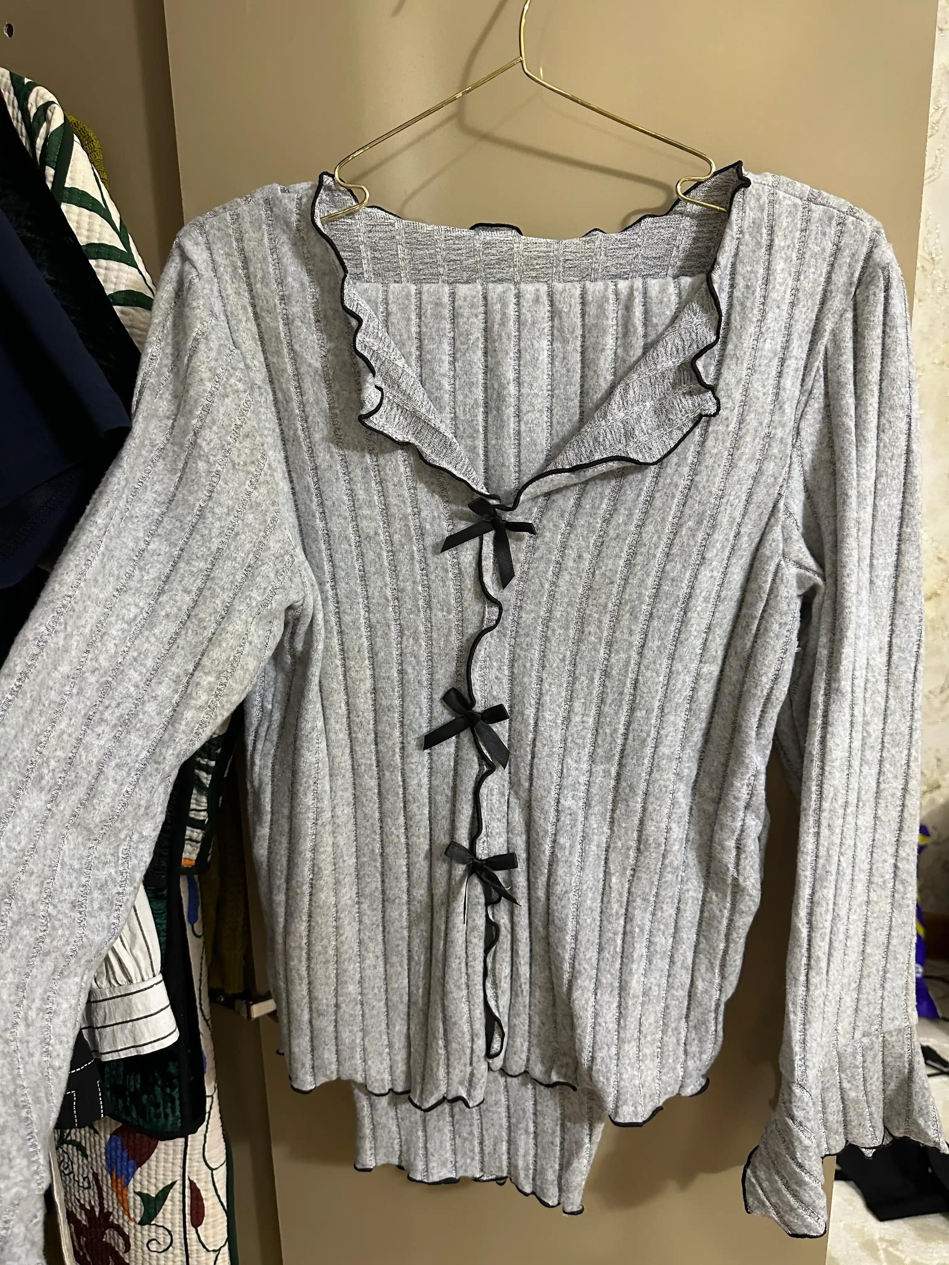 Ayollar uchun pijama, uy kiyimi, tungi ko‘ylak
