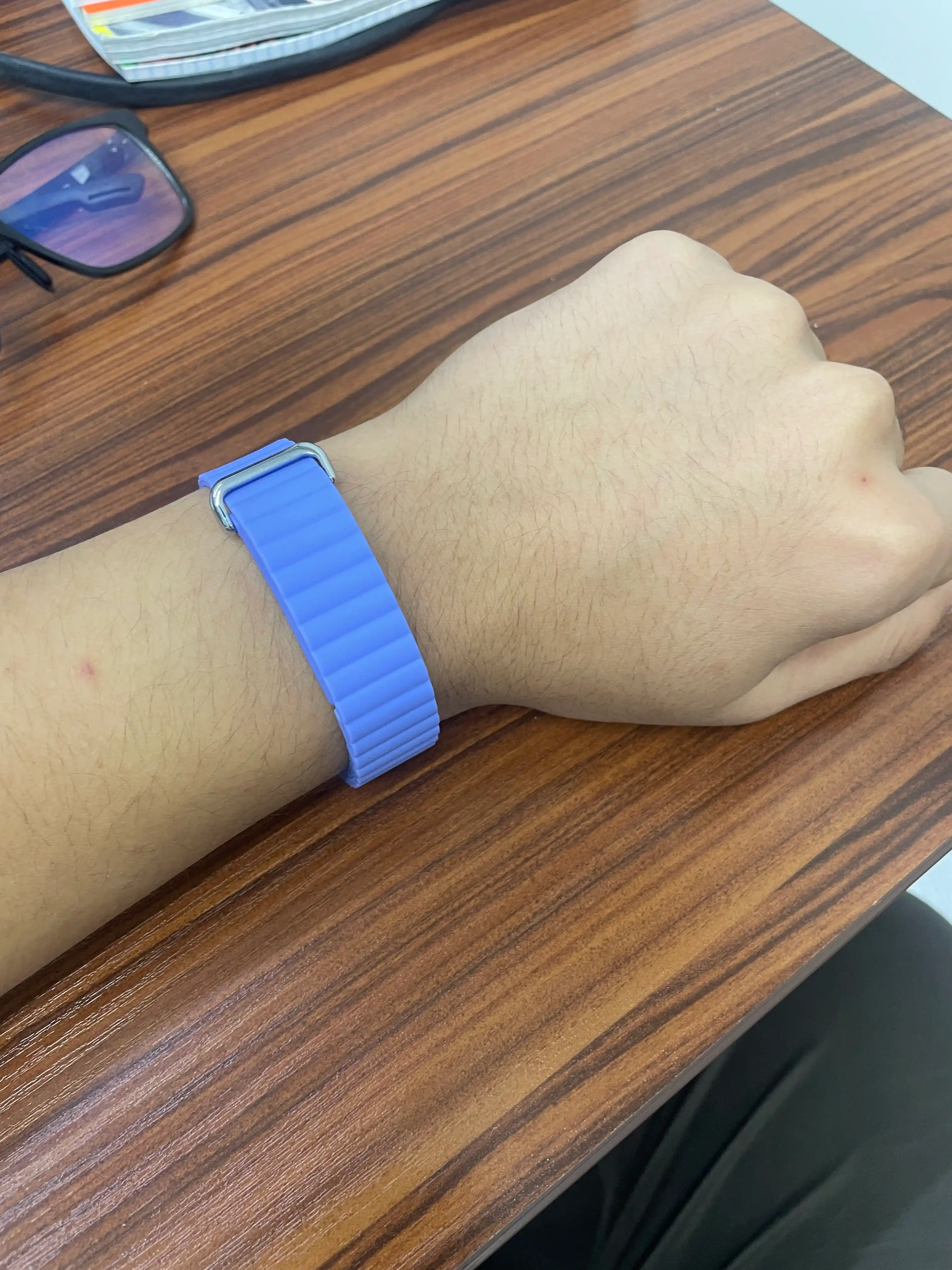 Google Fitbit silikon tasma, magnitli sport uslubidagi bilaguzuk