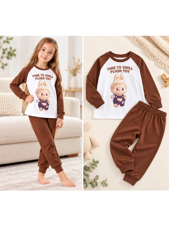Qizlar uchun Labubu naqshli jigarrang pijama