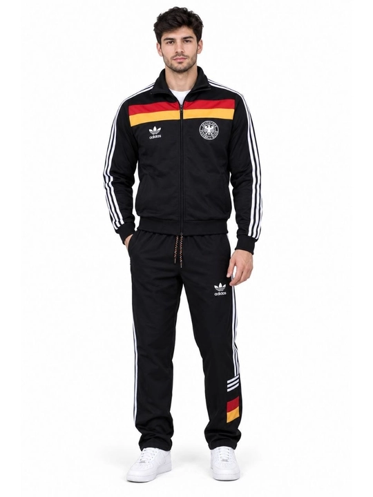Erkaklar uchun sport kostyumi - 