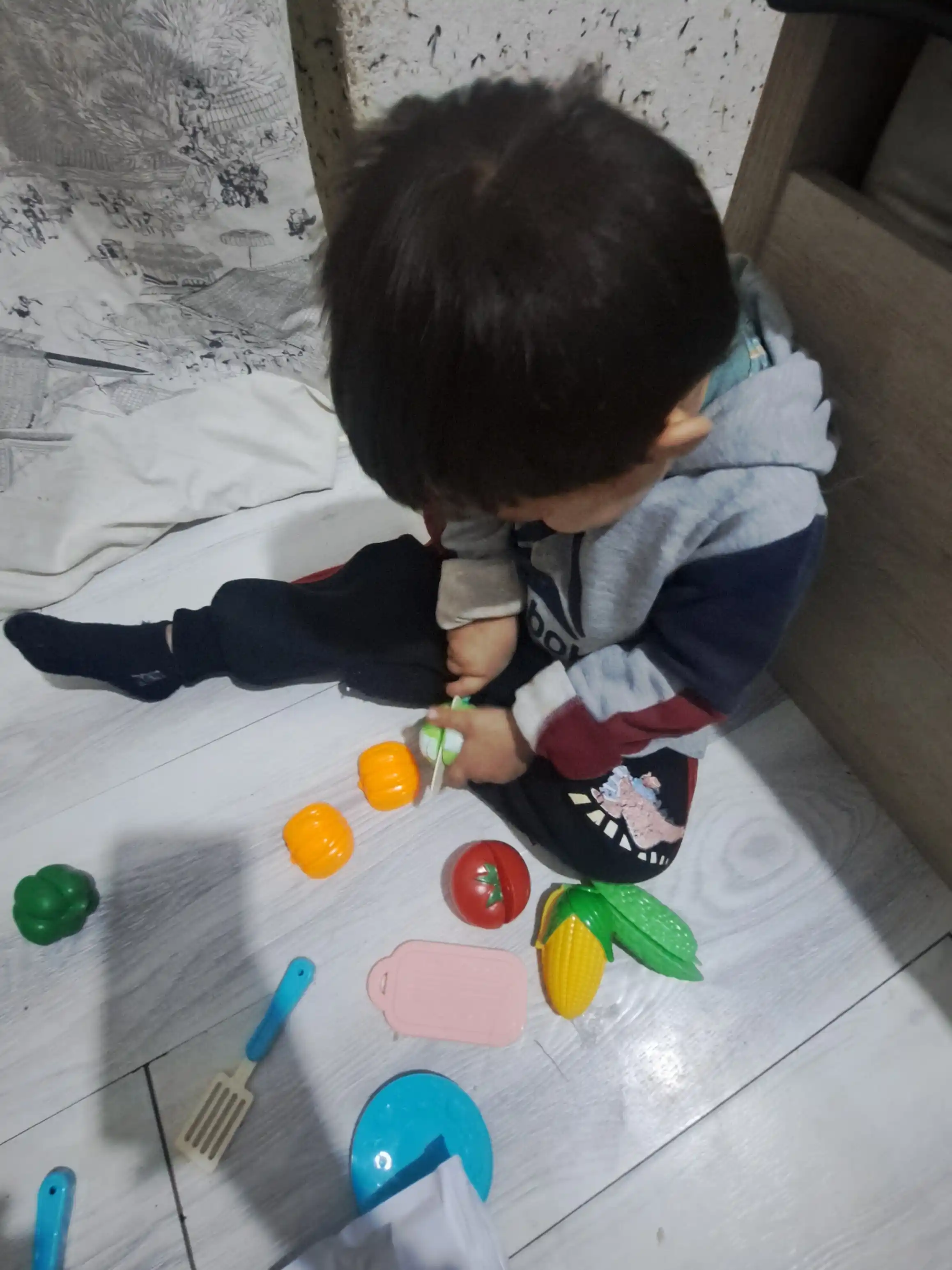 Kesish uchun meva va sabzavotlar o‘yin to‘plami - 3+ yoshdagi bolalar oshxonasi
