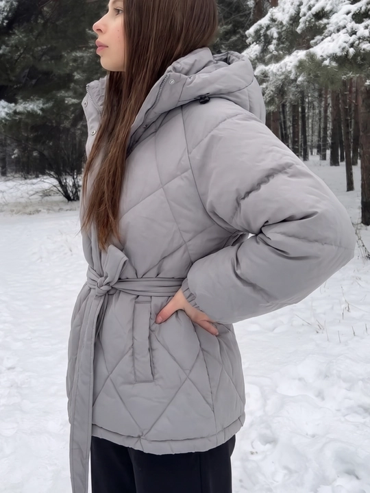 Куртка женская утеплённая с капюшоном, поясом или утяжкой - UNCHA STORE