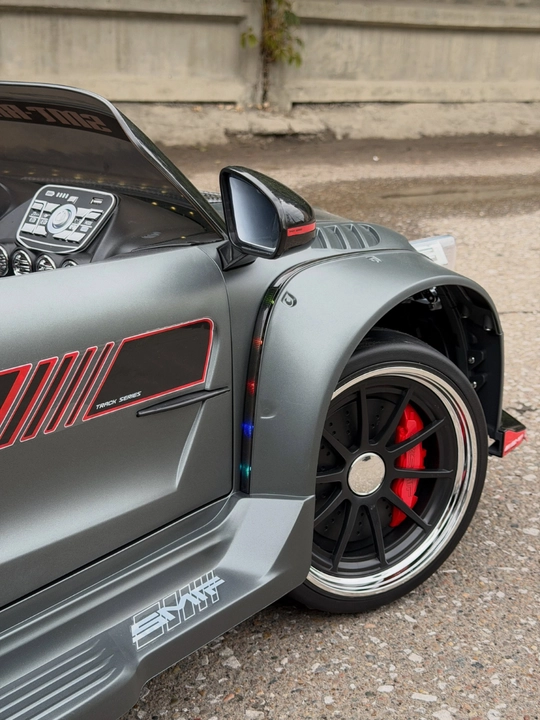 Детский электромобиль Mercedes-Benz AMG + дрифт